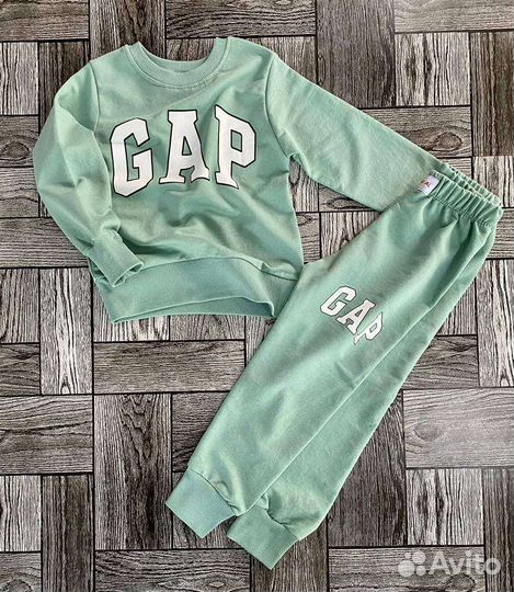 Одежда для девочек и мальчиков