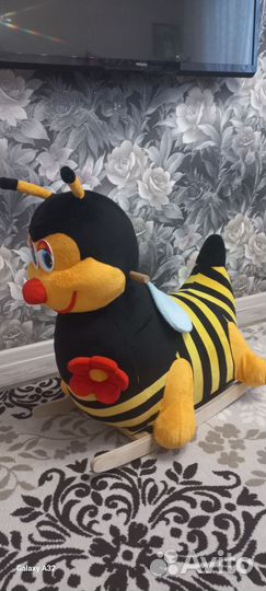 Пчела качалка