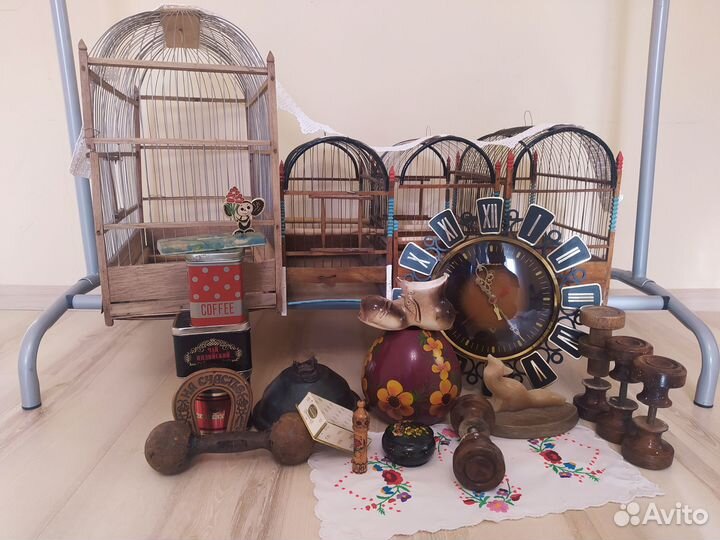 Разное СССР (часы,гантели,клетки,духи)