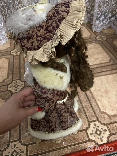 Кукла фарфоровая антикварная