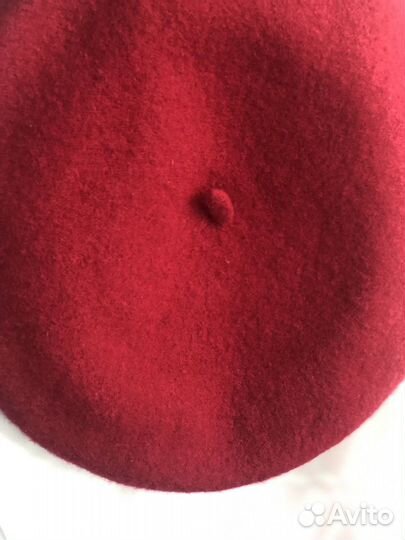 Берет женский Benetton