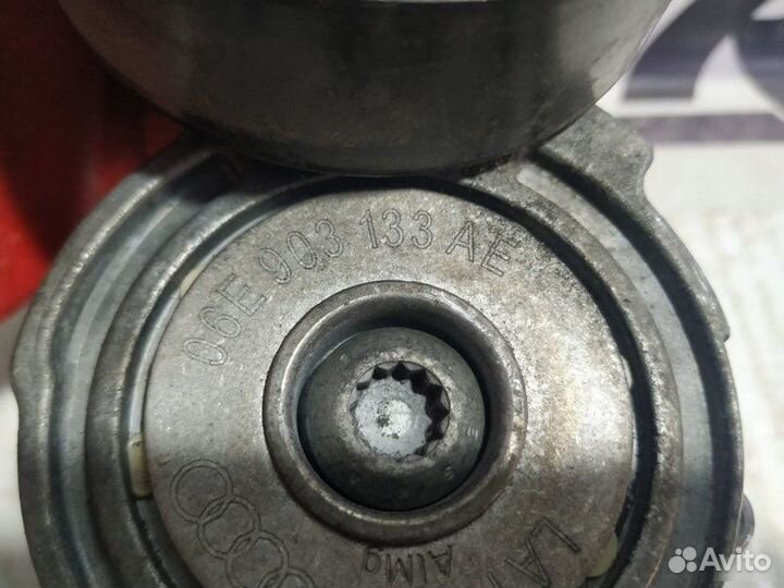 Натяжитель приводного ремня Audi A6 C7 CHV