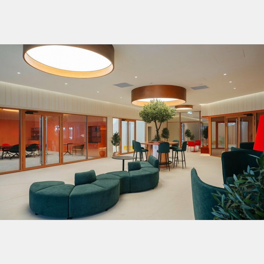 1-к. квартира, 62,2 м², 17/50 эт.