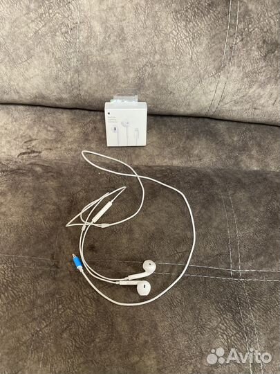Наушники apple earpods Lightning как новые