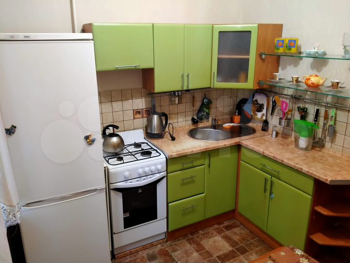 2-к. квартира, 55 м², 2/4 эт.