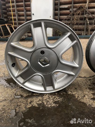 Диски 4 на 100 r 15 с колпаками