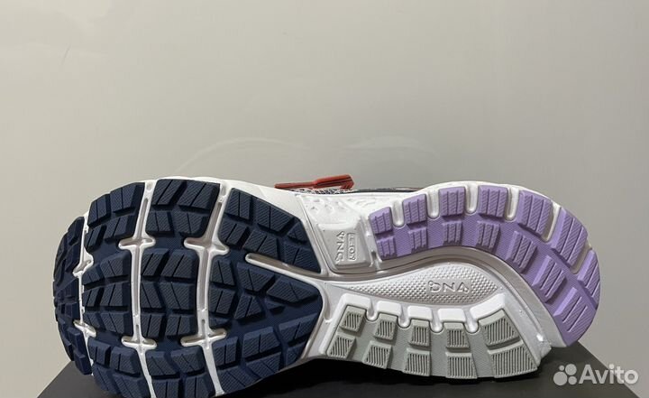 Кроссовки Brooks Ghost 11