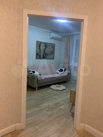 1-к. квартира, 42 м², 1/5 эт.