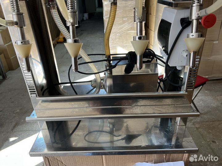 Апарат розлив в бутылку