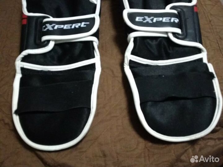 Защита для ног единоборства