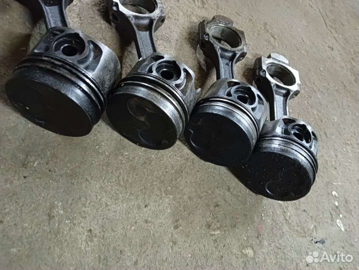 Шатун поршень abl Transporter T4 1.9td