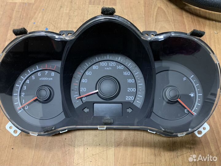 Панель приборов Kia Rio 3