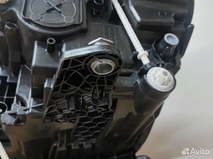 Фара правая на Skoda Octavia 2017-2020