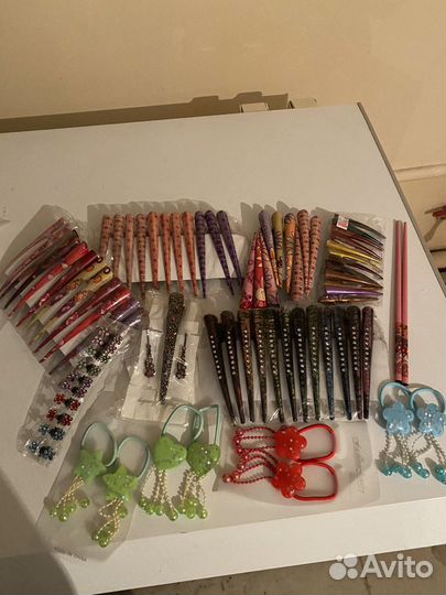 Заколки для волос