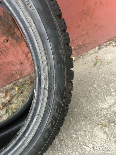 Pirelli Ice Zero 225/45 R19