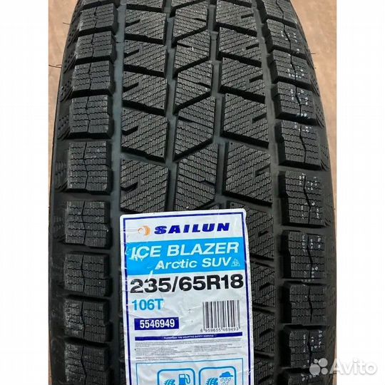 Sailun Ice Blazer Arctic SUV 235/65 R18