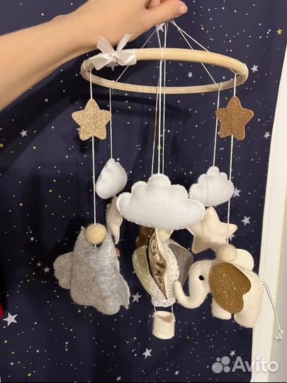 Детский мобиль из фетра с музыкальным блоком