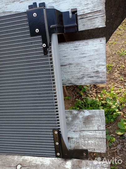 Mercedes Actros радиатор кондиционера