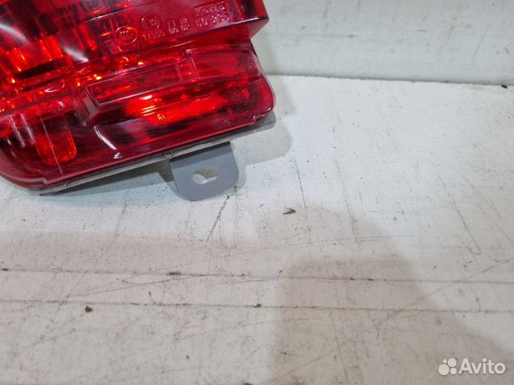 Фонарь противотуманный задний левый Toyota Land