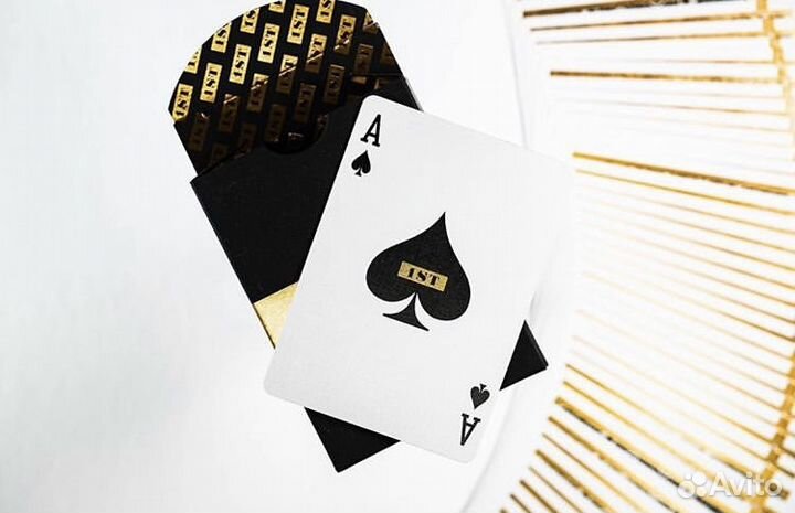 Игральные карты 1ST в2 c автографом