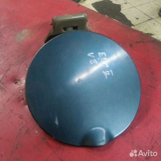 Лючок бензобака Ford Explorer 2