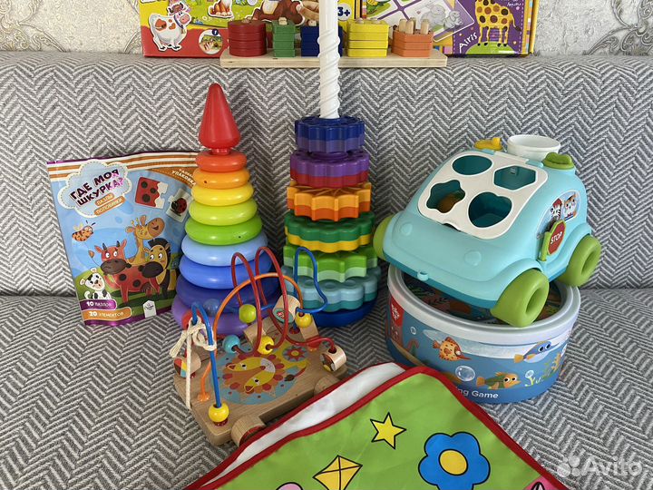 Развивающие игрушки для малышей