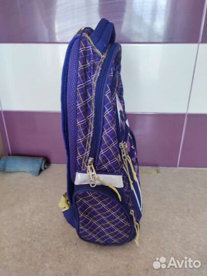 Школьный рюкзак