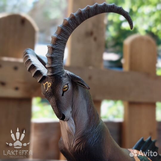 Фигурка знака зодиака - Козерог