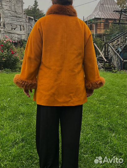 Шерстяное пальто