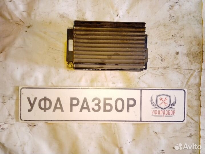 Усилитель магнитолы 4,8 Porsche Cayenne 2003