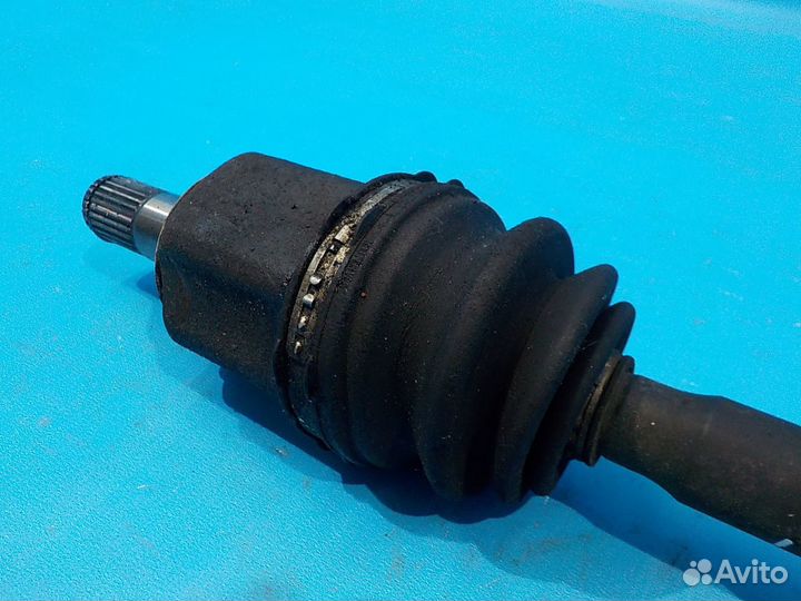 Привод колеса передний правый KIA Ceed (ED) 2007-2