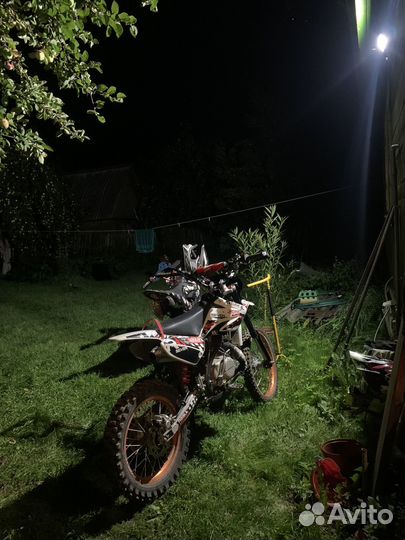 Питбайк Regulmoto Seven Medalist 150e 19/16