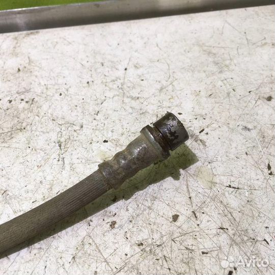 Трубка цилиндра сцепления Тойота Королла Е120