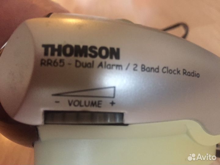 Радио Часы будильник Thomson