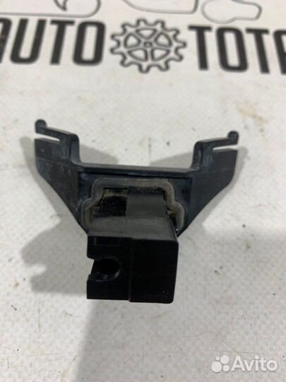 Замок лючка бензобака Mitsubishi Lancer 10 4A92