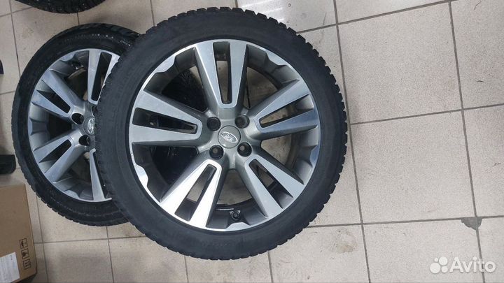 Зимние колеса с литыми дисками 205/50 R17