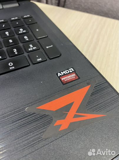 Быстрый свежий ноутбуу 8gb озу/4 ядра/SSD