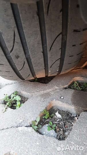 Bridgestone Turanza T001 235/55 R17