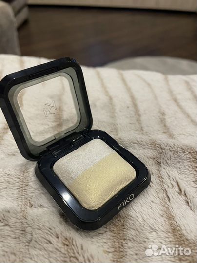 Тени для век