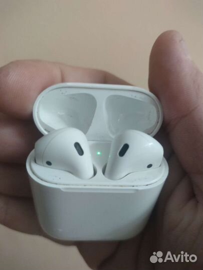 Беспроводные наушники apple airpods 1 Кейс