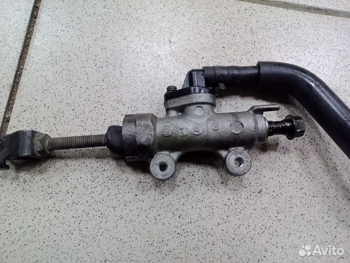 Машинка тормоза задняя Honda CBR 600 F4