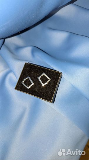 Серьги бижутерия