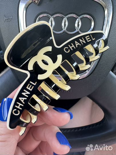 Большой краб. Chanel