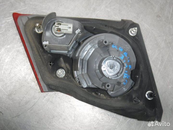 Фонарь задний правый Honda Civic 4D R18A2 2008