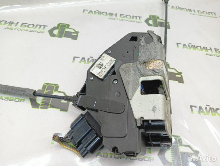 Замок боковой двери передний правый Ford Focus