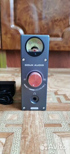 Ламповый фонокорректор MM/MC Douk Audio T4 Plus