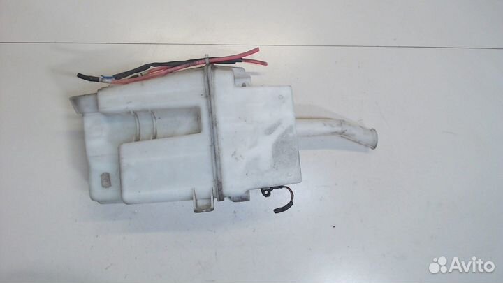 Бачок омывателя Toyota Corolla E12, 2002