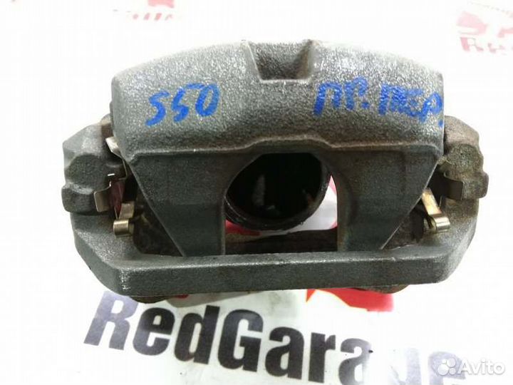 Суппорт передний правый Infiniti Fx45 S50 VK45DE