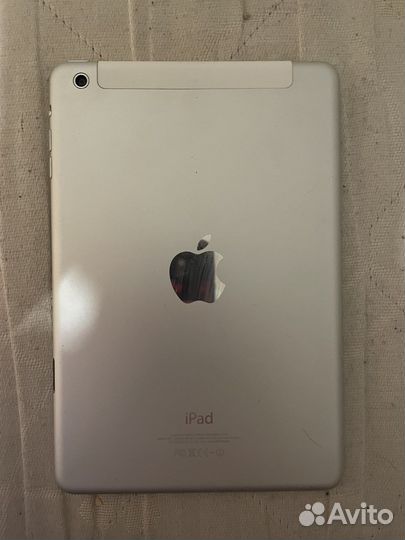 Планшет iPad mini 1