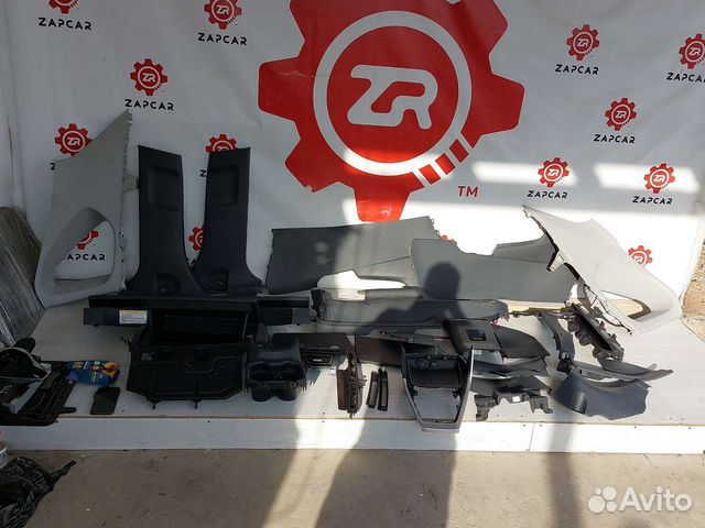 Toyota Rav4 XA50 Обшивка салона